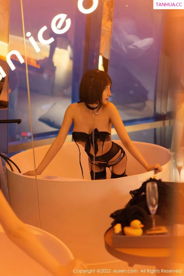 玥儿玥  [XiuRen]高清写真图 2022.05.04 No.4956 玥儿玥er第27张图片